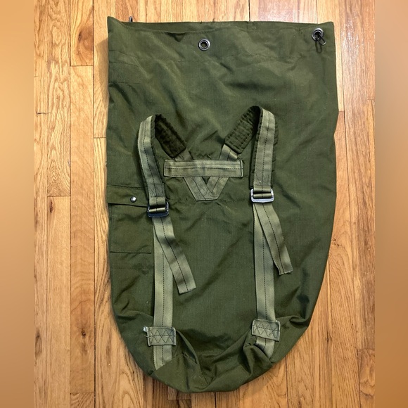 US Army Gl Genuine Military Issue Duffle Bag - Picture 9 of 10